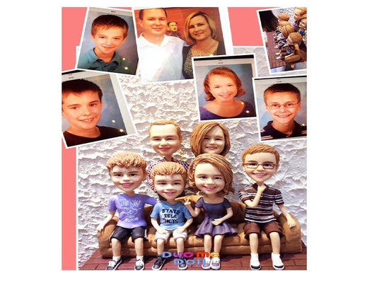 Custom bobblehead children birthday gift custom figurine brothers and sisters of 6，3d big family photo base on your picture and idea