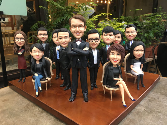 groomsmen bridesmaid gift creative wedding ideas bobblehead customisation company team gift farewell