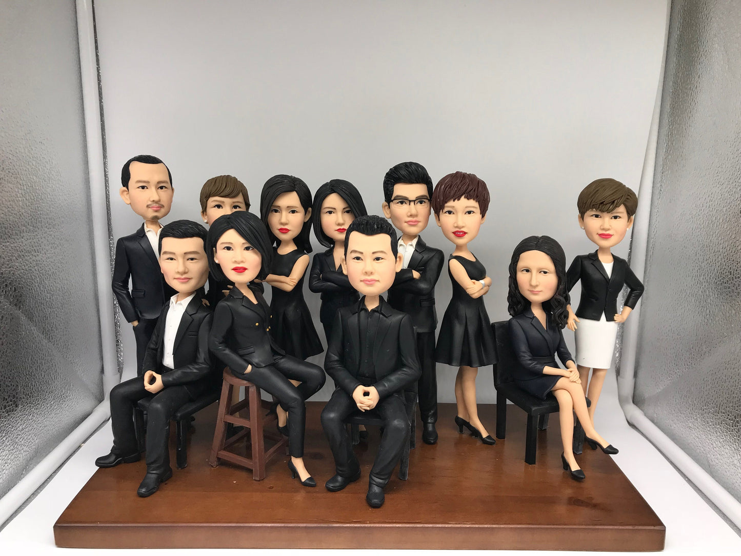 groomsmen bridesmaid gift creative wedding ideas bobblehead customisation company team gift farewell